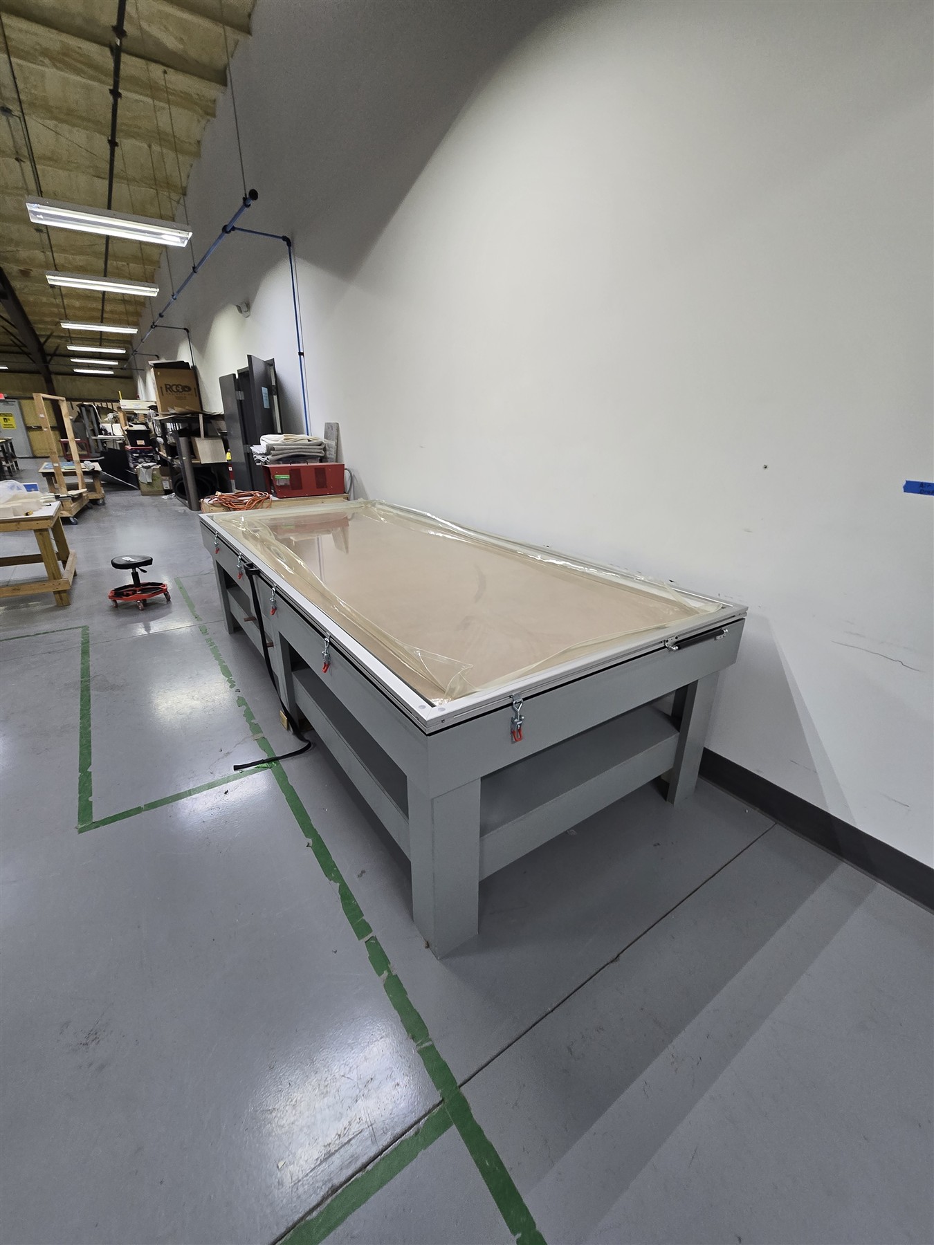 Vacuum processing equipment in the workshop.